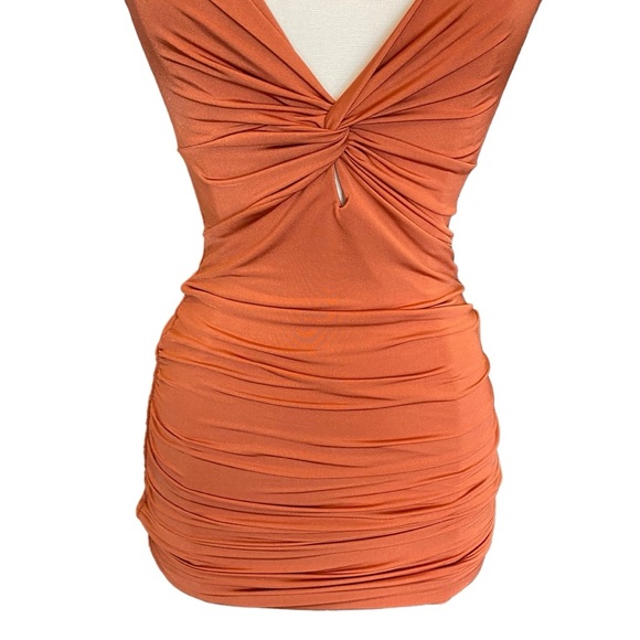 Better Be Ruched Body-con Plunge Mini Dress In Burnt Orange - Picture 3 of 10